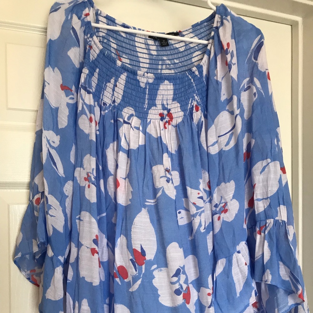 Blue flowered Shirt
